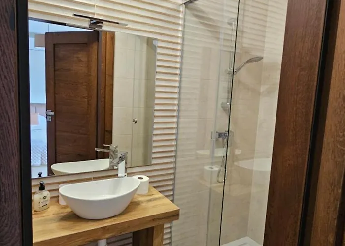 Zacisze Szczawnica-centrum 15 M2 *